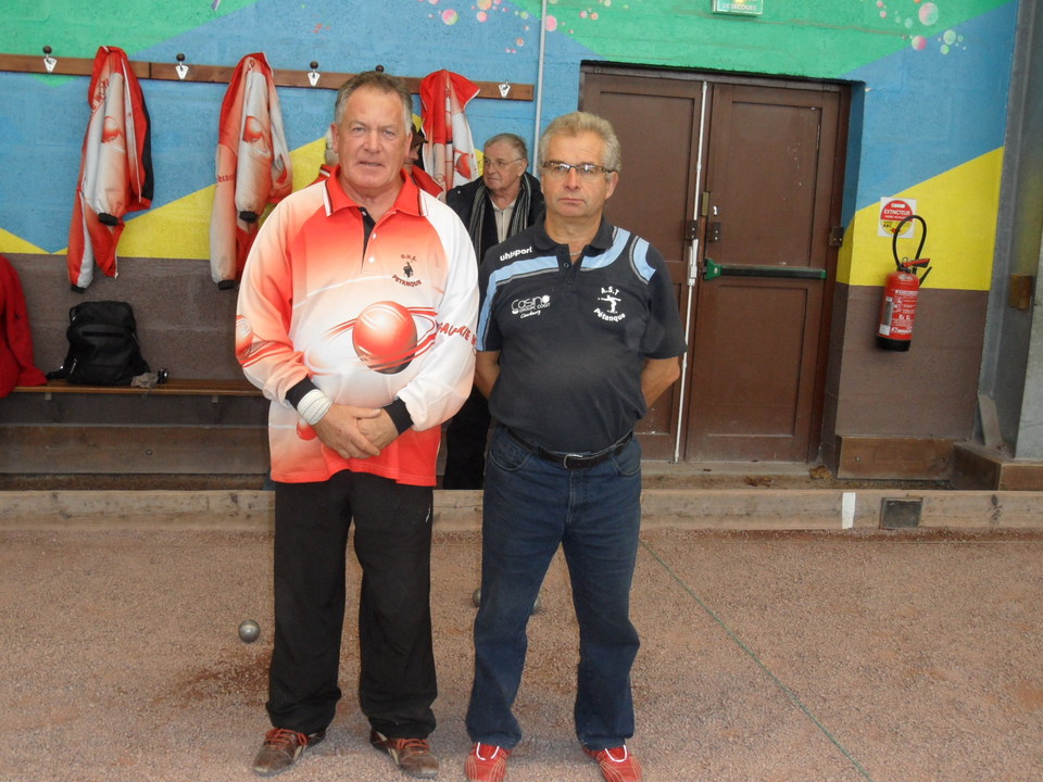 Bernard BLONDEL remet les deux formations à égalité Bernard BLONDEL remet les deux formations à égalité