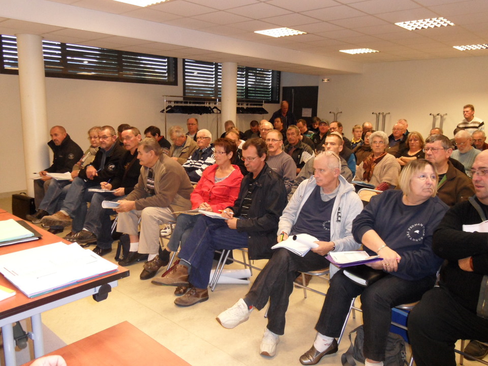 une 1ère vue des présidents et arbitres du comité une 1ère vue des présidents et arbitres du comité