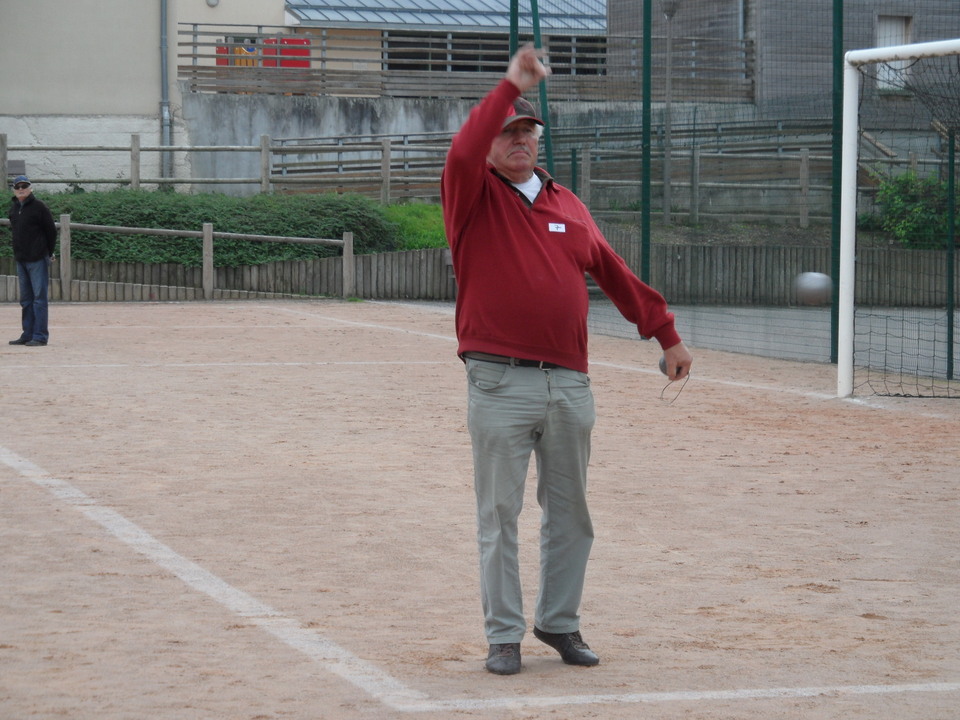 Pierre AUBRY, tout dans le geste