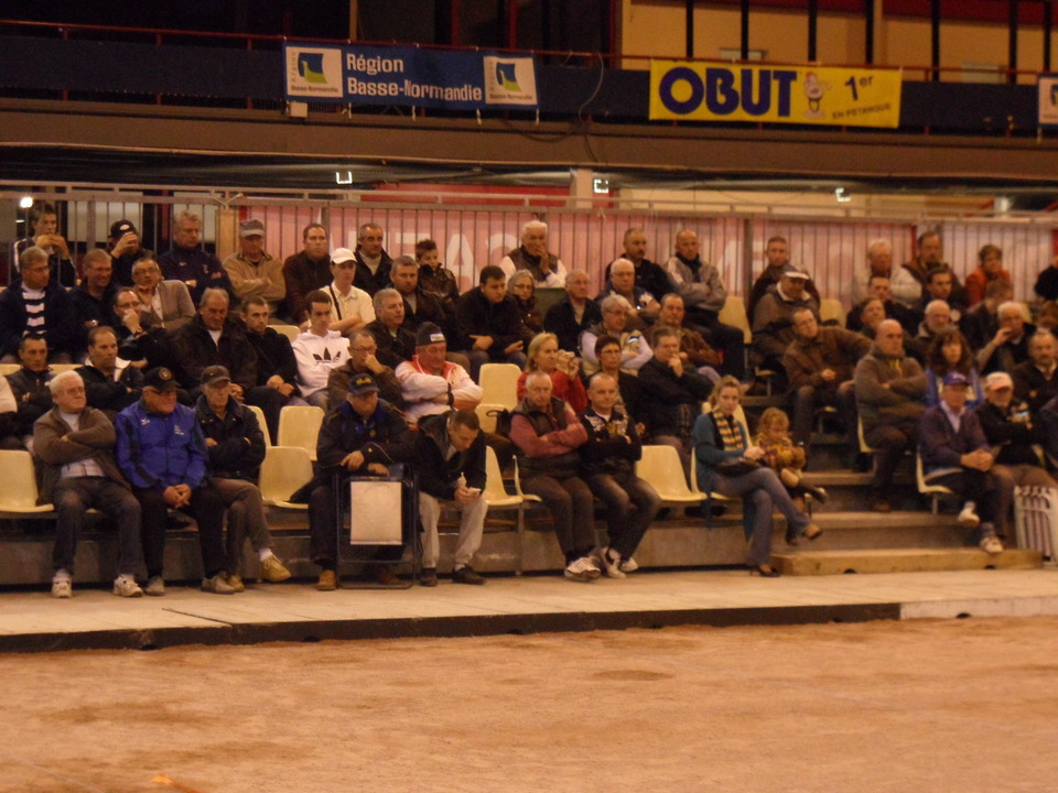 Les tribunes entiérement remplies