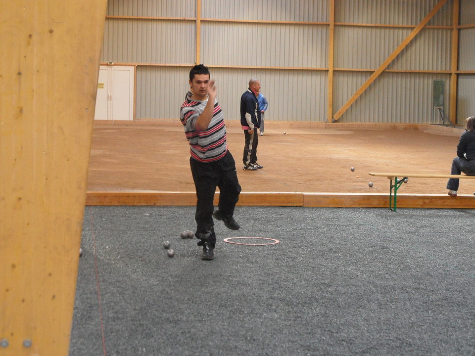 La journée jeu provençal à Pontmarais en photo La journée jeu provençal à Pontmarais en photo