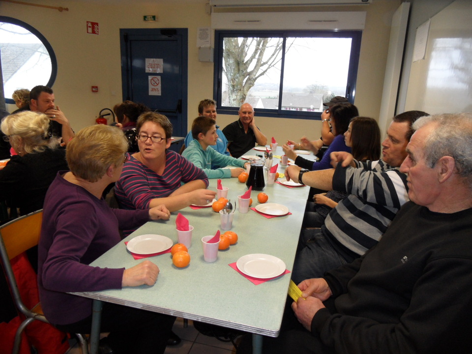 Et les feminines discutent