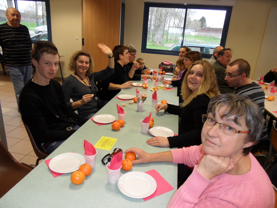 Un jeune bien entouré Un jeune bien entouré