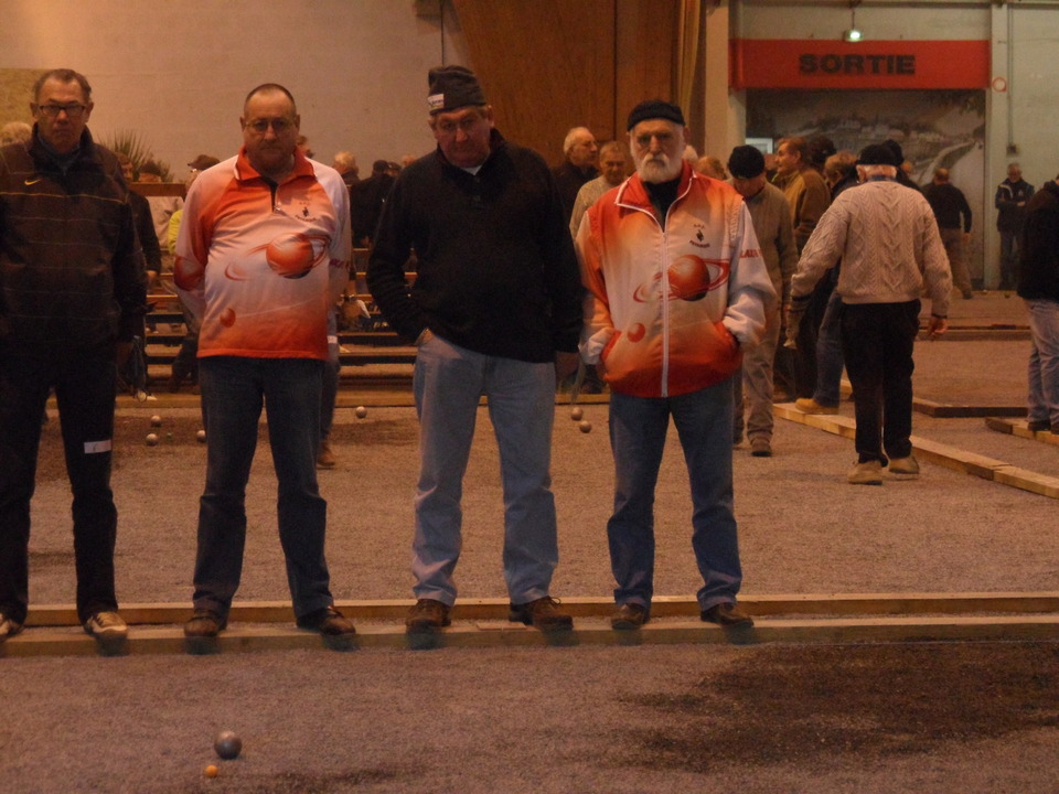 Jacques BARBE, Claude TRAVERT et Bernard PERROTTE posent