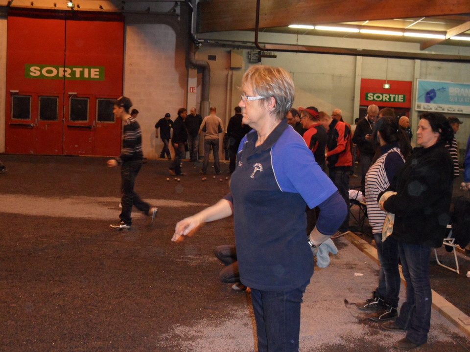 Mme la présidente de la boule avranchinaise Mme la présidente de la boule avranchinaise