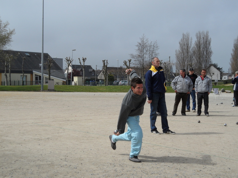 Une élimination tardive vers minuit pour LIVAROT Une élimination tardive vers minuit pour LIVAROT