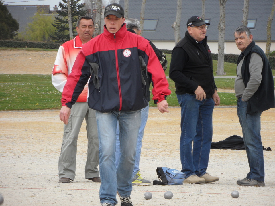 Emmanuel LESAGE de l'O H S, 1/2 finaliste de ce championnat Emmanuel LESAGE de l'O H S, 1/2 finaliste de ce championnat