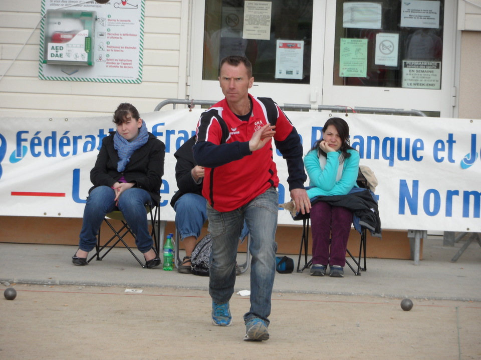 Jérôme ALEXANDRE le 3ème partenaire d'une équipe sympathique et souriante Jérôme ALEXANDRE le 3ème partenaire d'une équipe sympathique et souriante