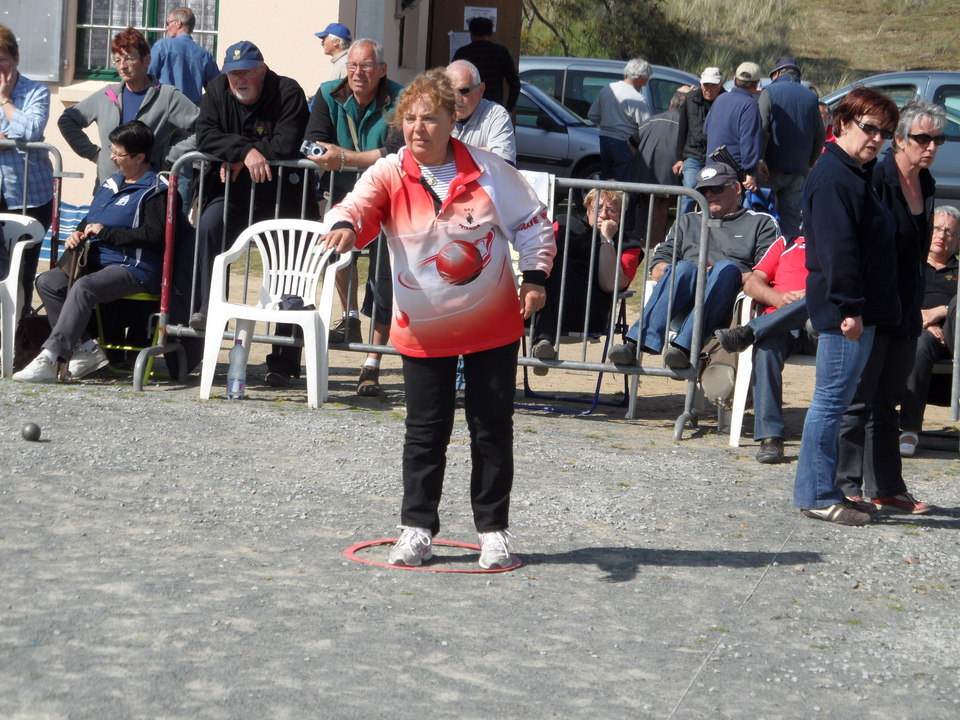 Les féminines de SAINT HILAIRE Championnes de la manche doublette vétérane