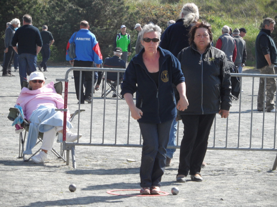 Les féminines de SAINT HILAIRE Championnes de la manche doublette vétérane Les féminines de SAINT HILAIRE Championnes de la manche doublette vétérane