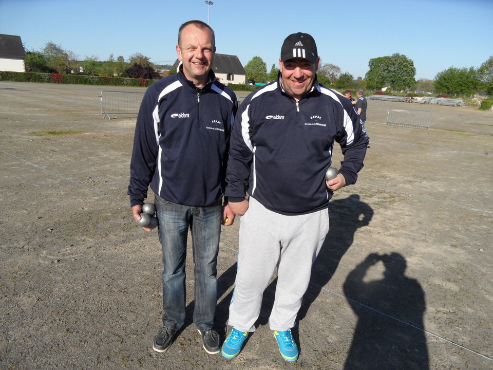 Suite du championnat de la manche doublette masculin Suite du championnat de la manche doublette masculin