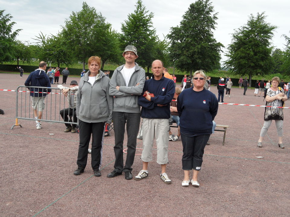 La demi-finale Pont-Hébert ( Brigitte MALHERBE - Mathieu LE GOUBIN ) contre L' A S Tourlaville ( Sylvain PAGNIER - Murielle RUEL ) La demi-finale Pont-Hébert ( Brigitte MALHERBE - Mathieu LE GOUBIN ) contre L' A S Tourlaville ( Sylvain PAGNIER - Murielle RUEL )