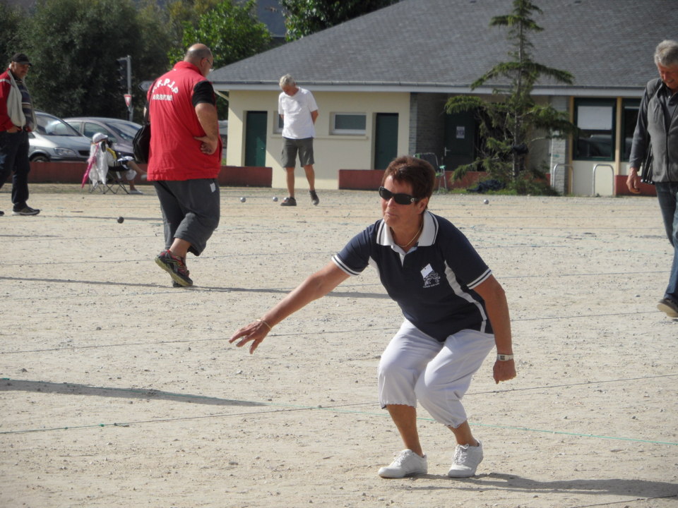 Patricia POUAHER ( triplette d'Agneaux), championne de la manche Tête à Tête vétérane