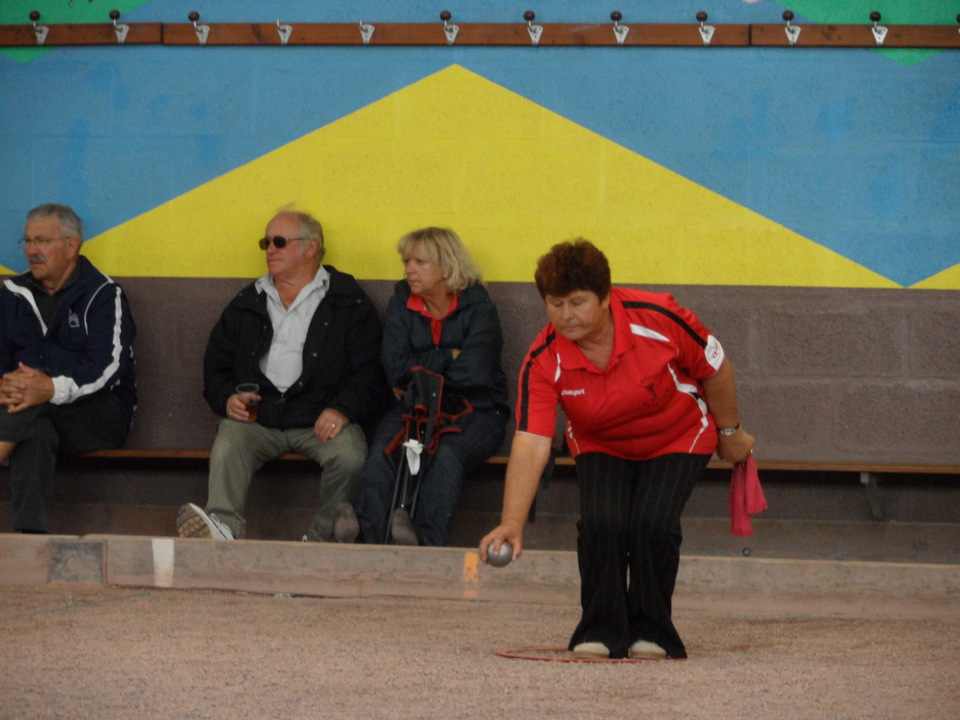 Championnat doublette mixte vétéran - Octeville ( PLO - OHS ) dominateurs à Agneaux Championnat doublette mixte vétéran - Octeville ( PLO - OHS ) dominateurs à Agneaux