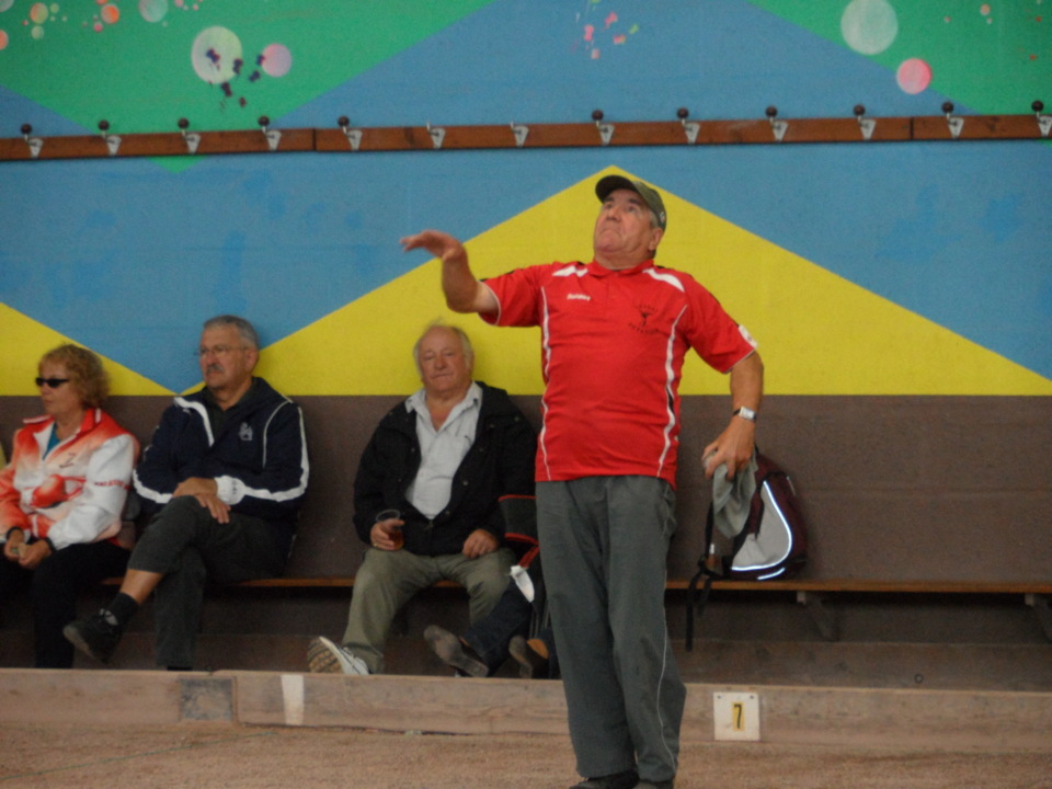 Championnat doublette mixte vétéran - Octeville ( PLO - OHS ) dominateurs à Agneaux Championnat doublette mixte vétéran - Octeville ( PLO - OHS ) dominateurs à Agneaux