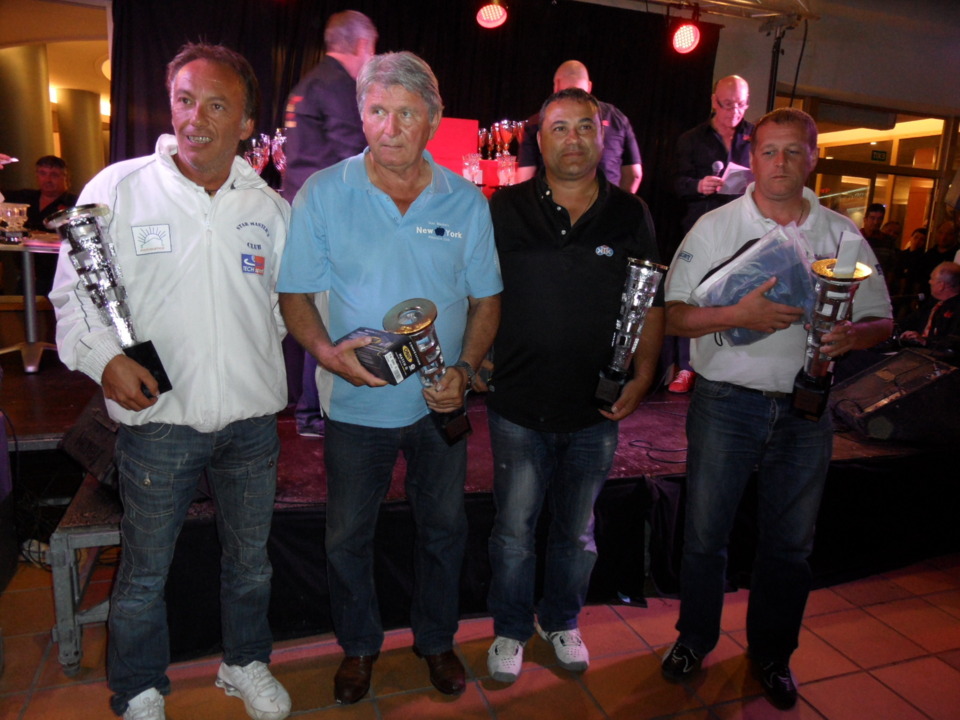 Le final de SANTA SUZANNAH - LES LAUREAT(ES) FEMININES ET MASCULINS Le final de SANTA SUZANNAH - LES LAUREAT(ES) FEMININES ET MASCULINS