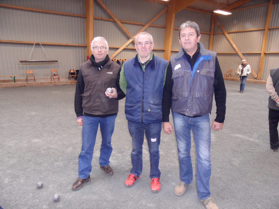 Les équipes qualifiées pour Saint-Lô (seniors et vétérans) parution le 10/01 Les équipes qualifiées pour Saint-Lô (seniors et vétérans) parution le 10/01