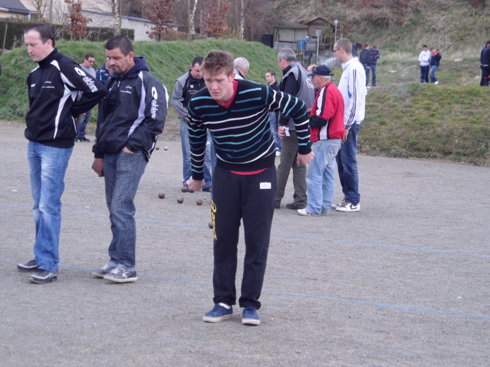 Les qualifiés de la sélection triplette à Sourdeval ( VILLEBAUDON PETANQUE CLUB)