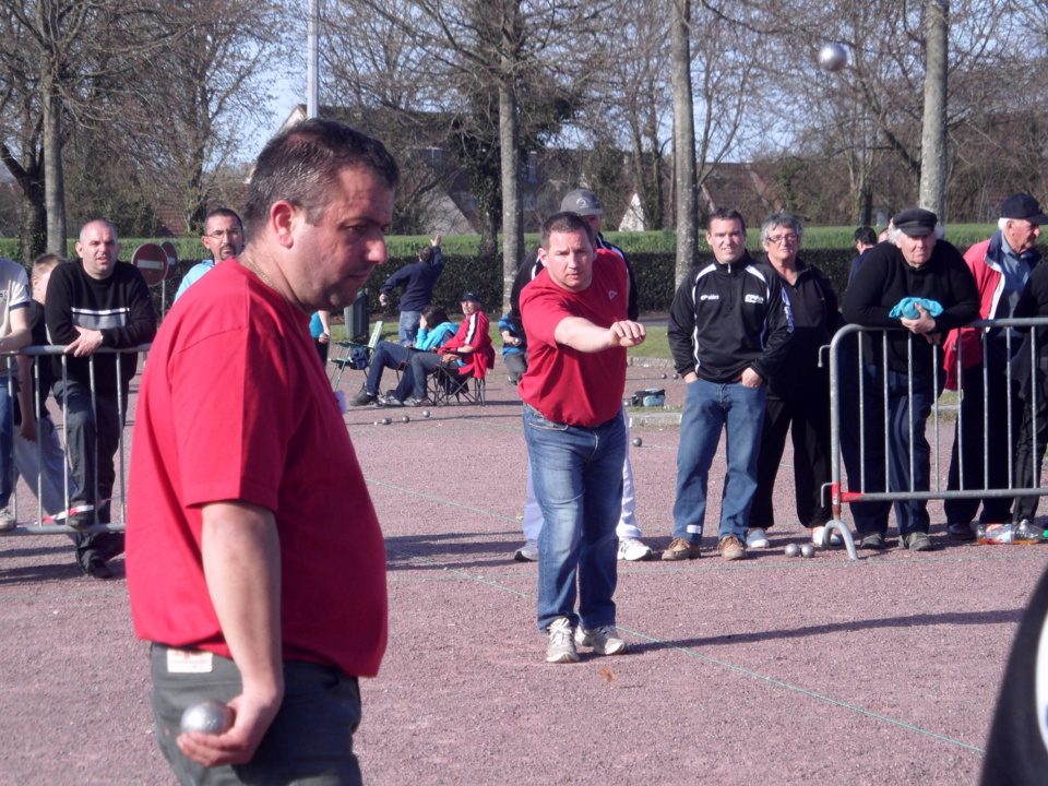 SAGA CHAMPIONNAT DE LIGUE 2013 TRIPLETTE MASCULIN Franck GUILLOIS - Eric CORONNE et Philippe CHANTREUX ( VILLEBAUDON - 50 ) EPISODE N° 1 SAGA CHAMPIONNAT DE LIGUE 2013 TRIPLETTE MASCULIN Franck GUILLOIS - Eric CORONNE et Philippe CHANTREUX ( VILLEBAUDON - 50 ) EPISODE N° 1