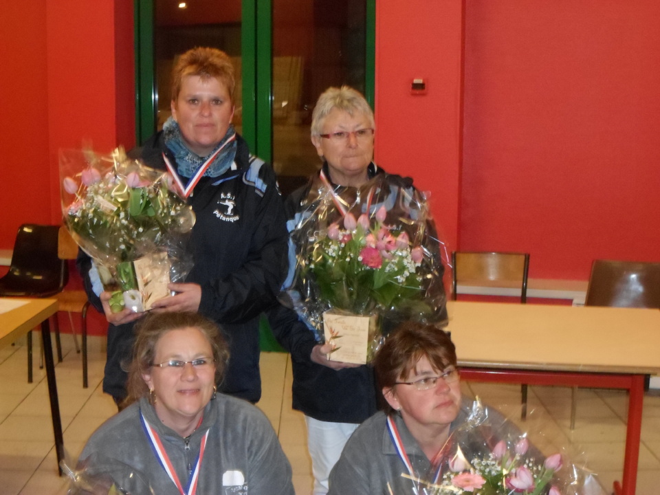 Sandrine PRIET et Sylvie POUTEAU (14) CHAMPIONNES DE LIGUE DOUBLETTE FEMININE