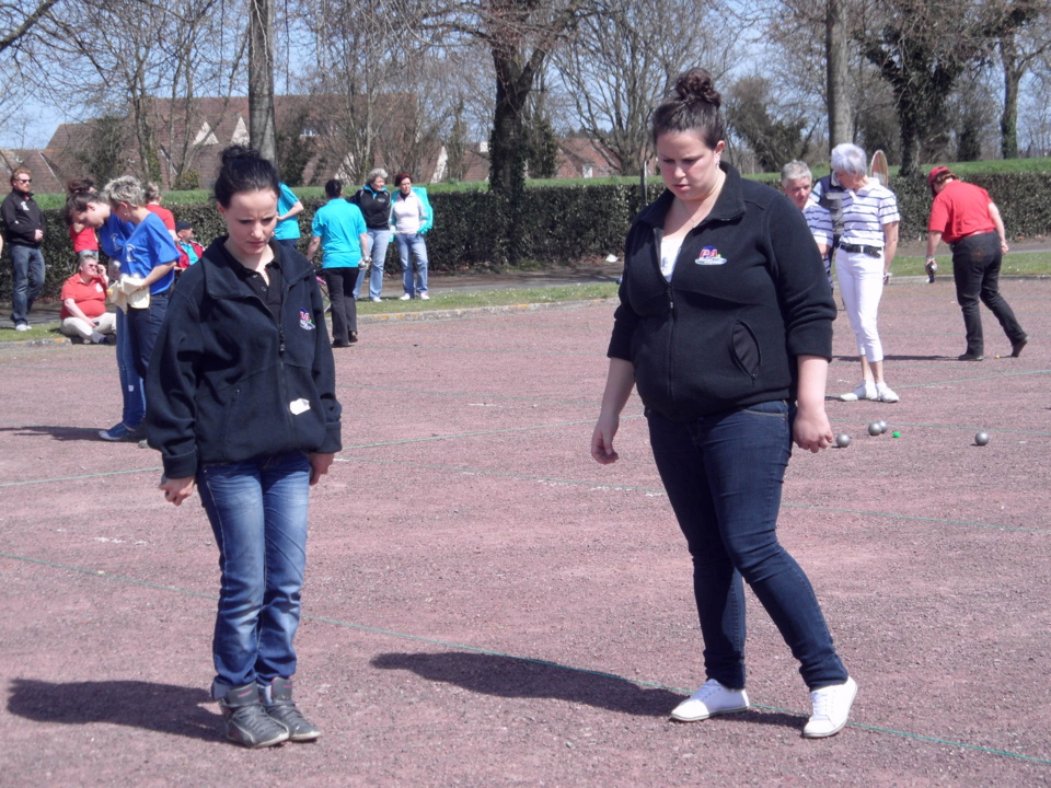Sandrine PRIET et Sylvie POUTEAU (14) CHAMPIONNES DE LIGUE DOUBLETTE FEMININE