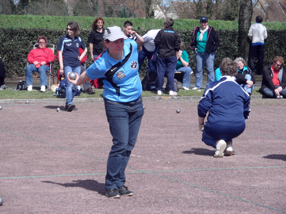 Sandrine PRIET et Sylvie POUTEAU (14) CHAMPIONNES DE LIGUE DOUBLETTE FEMININE