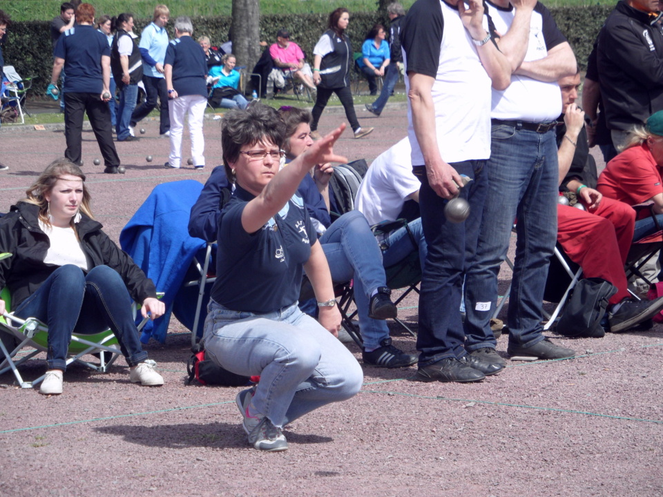 Sandrine PRIET et Sylvie POUTEAU (14) CHAMPIONNES DE LIGUE DOUBLETTE FEMININE Sandrine PRIET et Sylvie POUTEAU (14) CHAMPIONNES DE LIGUE DOUBLETTE FEMININE