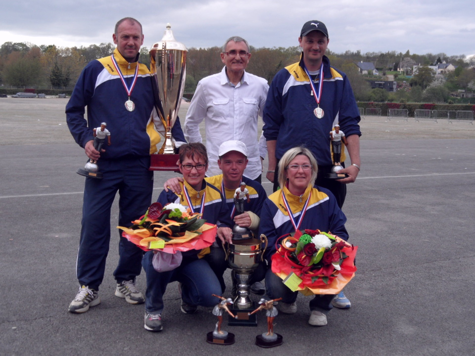 CHAMPIONNAT TRIPLETTE MASCULIN DEPARTEMENTAL - Ivan LE CANN - Franck ALIX et Julien PESTOUR (VILLEBAUDON)