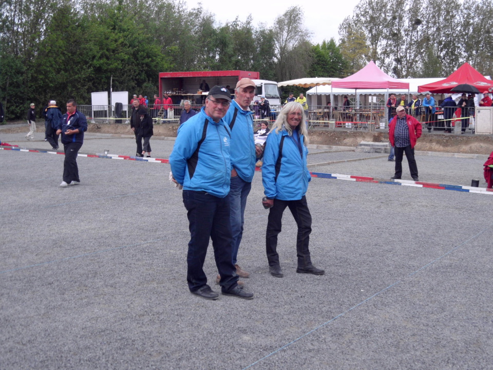 CHAMPIONNAT DE LIGUE 2013 - Triplette promotion Jack LECOEUR - Gilles FAUTRE - Bernard LEPETIT ( VILLEBAUDON - 50 ) Episode N° CHAMPIONNAT DE LIGUE 2013 - Triplette promotion Jack LECOEUR - Gilles FAUTRE - Bernard LEPETIT ( VILLEBAUDON - 50 ) Episode N°