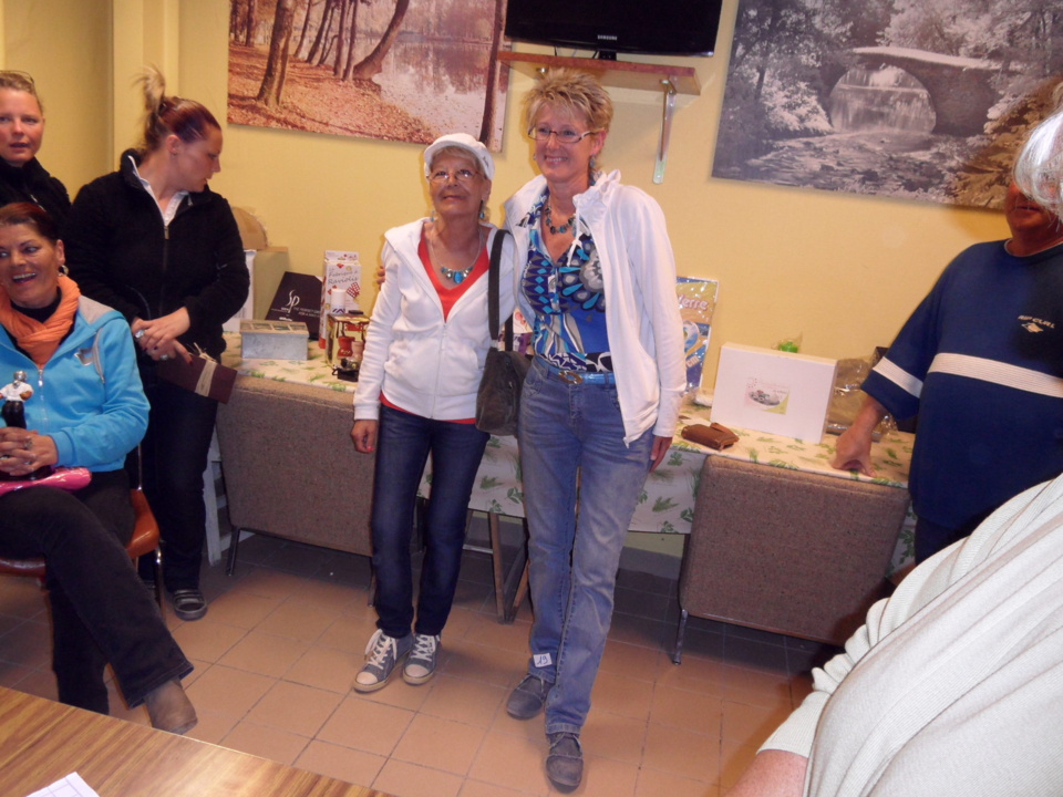 LA JOURNEE DE LA FEMME - LE 8 MAI  2013  LA REMISE DES RECOMPENSES