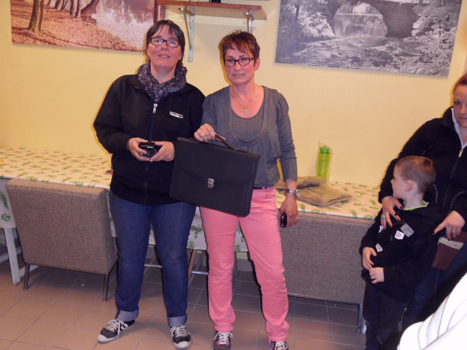 LA JOURNEE DE LA FEMME - LE 8 MAI 2013 LA REMISE DES RECOMPENSES LA JOURNEE DE LA FEMME - LE 8 MAI 2013 LA REMISE DES RECOMPENSES