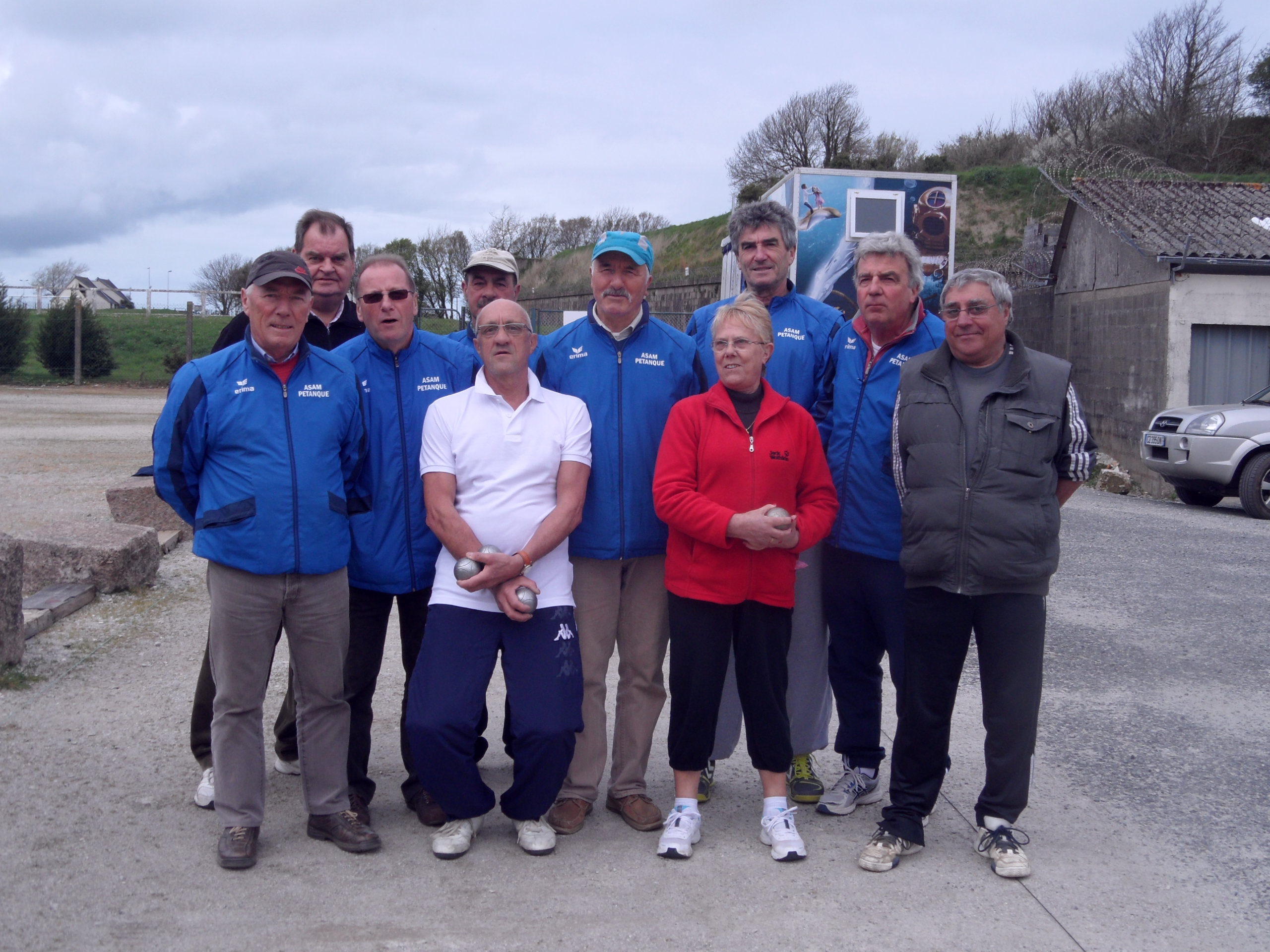 Nos amis asamistes et leur président Rémy LE PIN Nos amis asamistes et leur président Rémy LE PIN