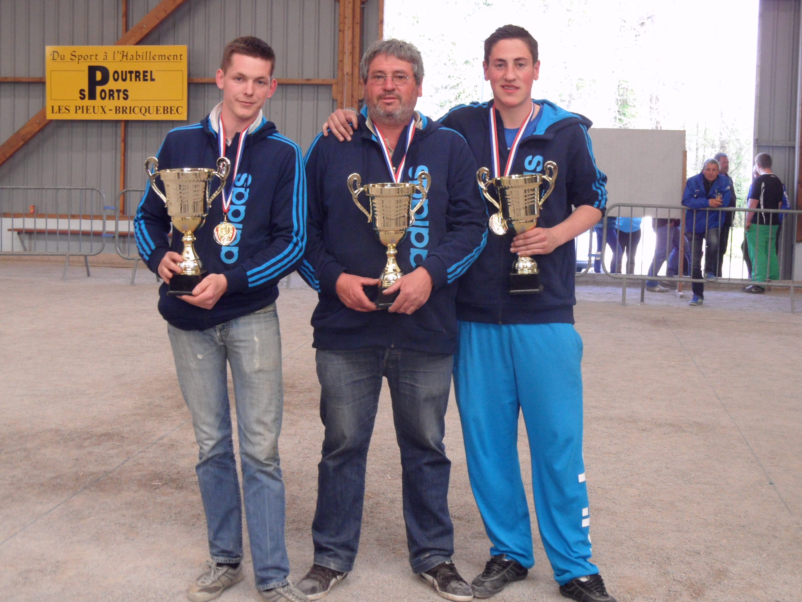 Benjamin VESVAL - Eric et Paul VILLETTE champions 2014 (Avranches)