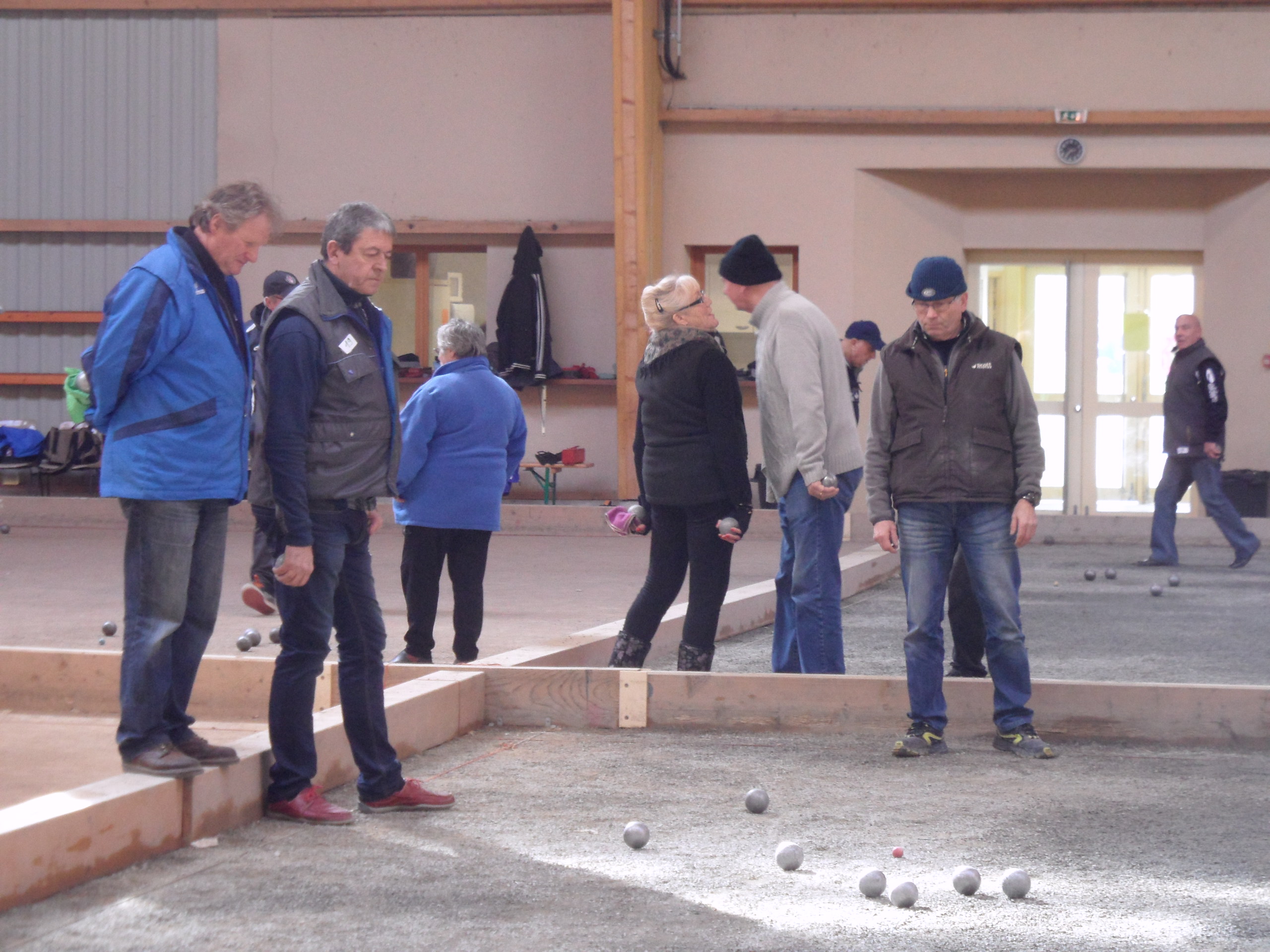 1er concours vétéran à TOURLAVILLE (OHS) 74 équipes 1er concours vétéran à TOURLAVILLE (OHS) 74 équipes