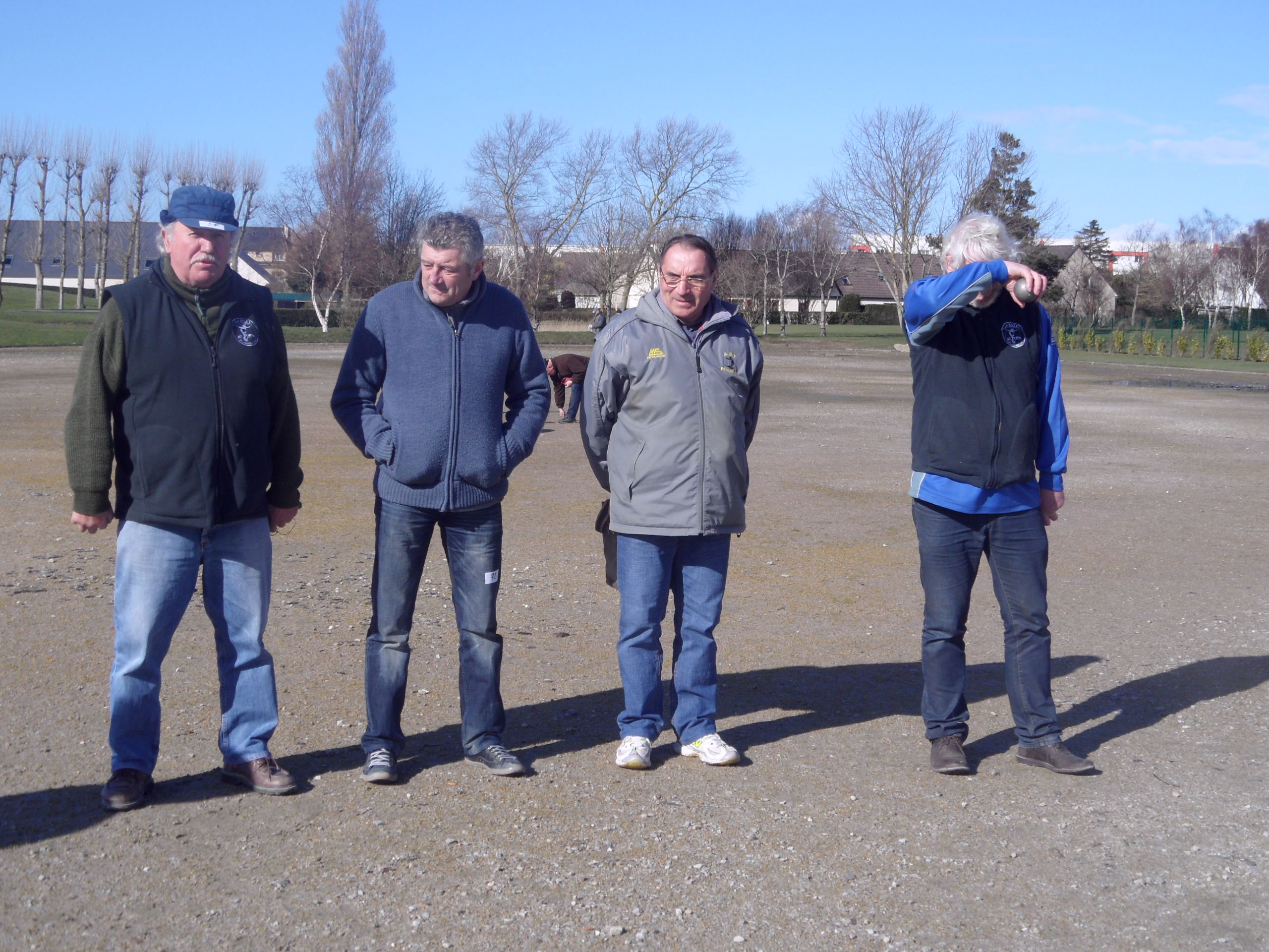 1er concours vétéran à TOURLAVILLE (OHS) 74 équipes 1er concours vétéran à TOURLAVILLE (OHS) 74 équipes