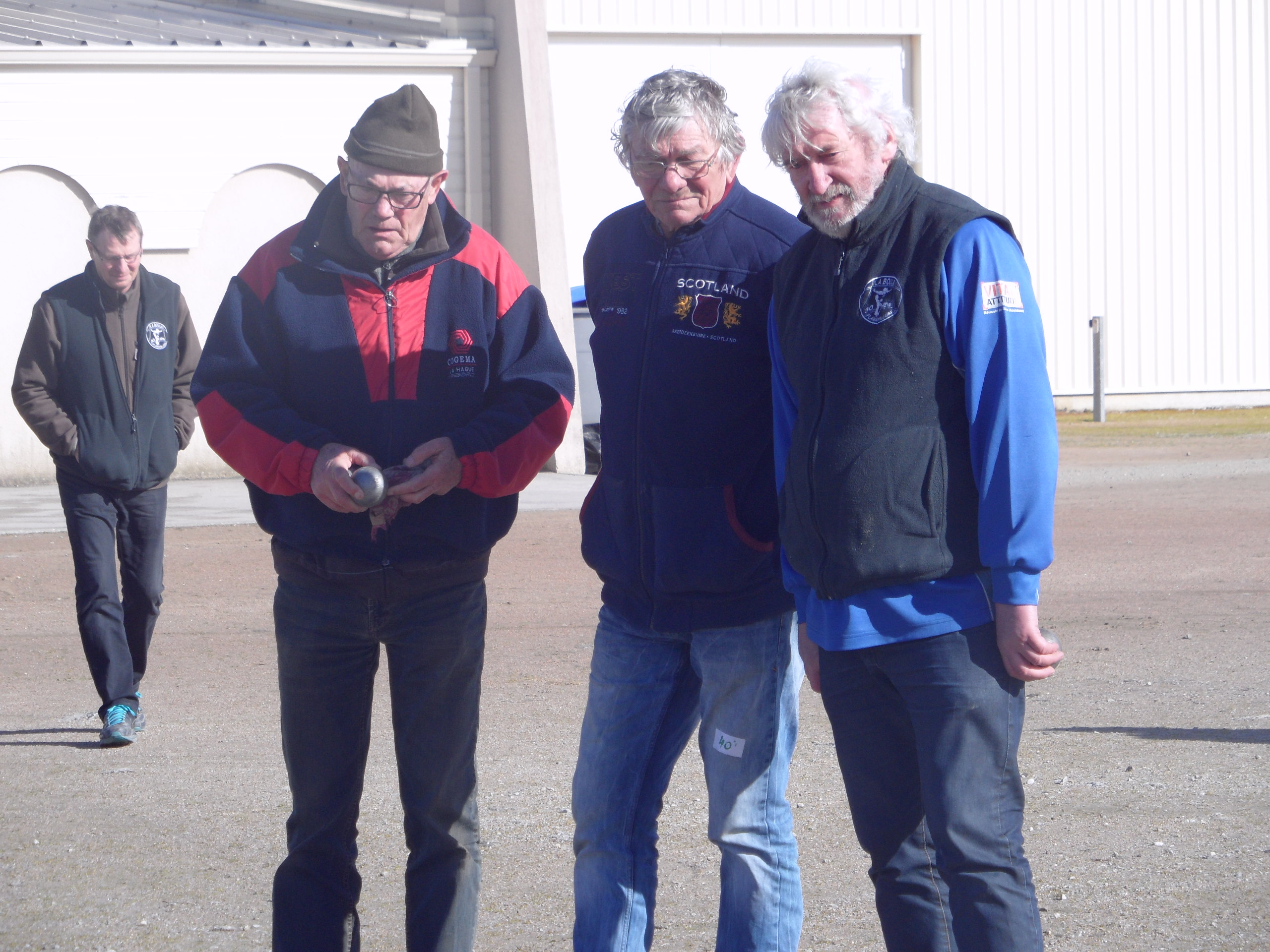 1er concours vétéran à TOURLAVILLE (OHS) 74 équipes 1er concours vétéran à TOURLAVILLE (OHS) 74 équipes