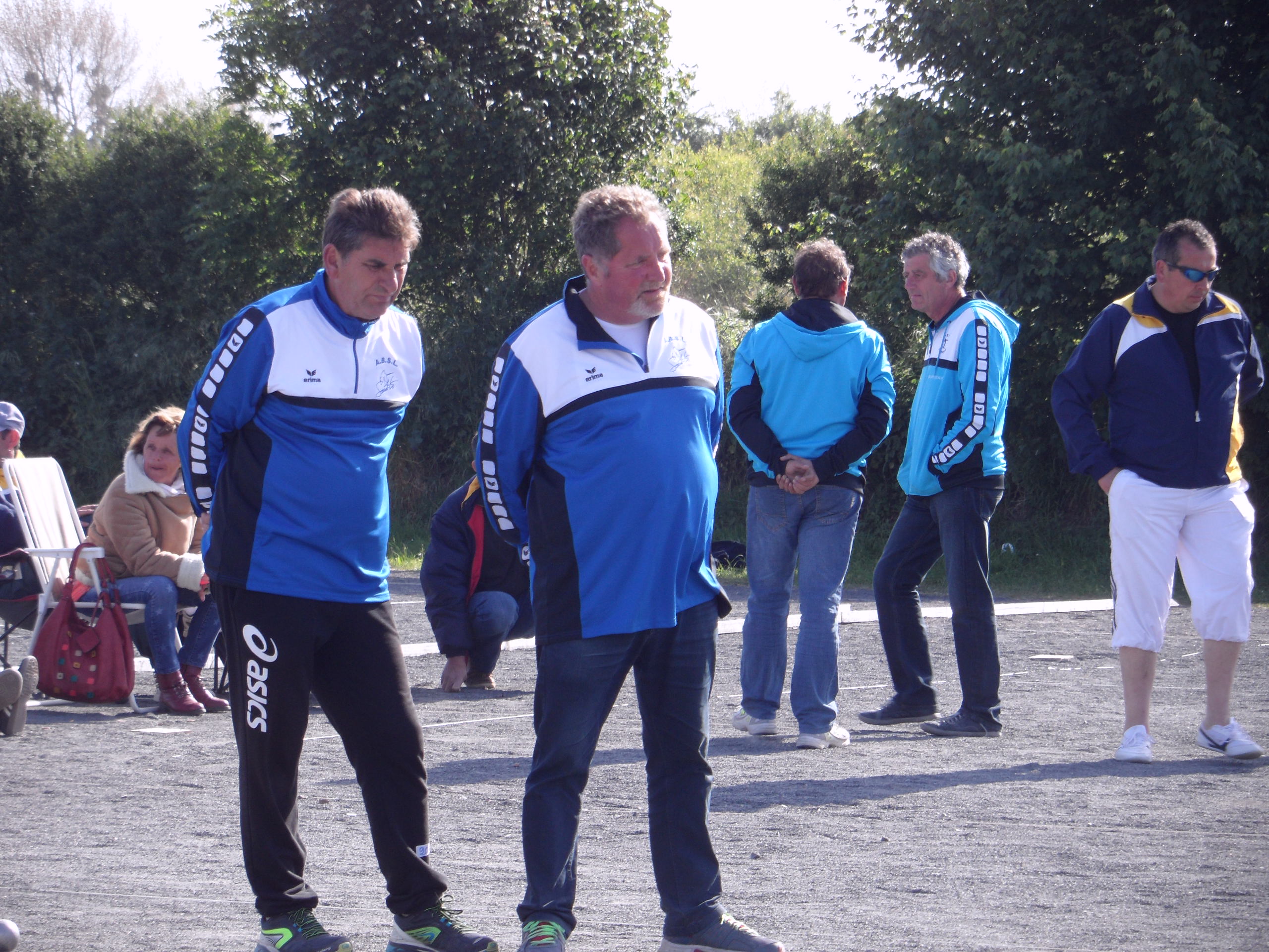 Première photos de la triplette jeu provençal Première photos de la triplette jeu provençal