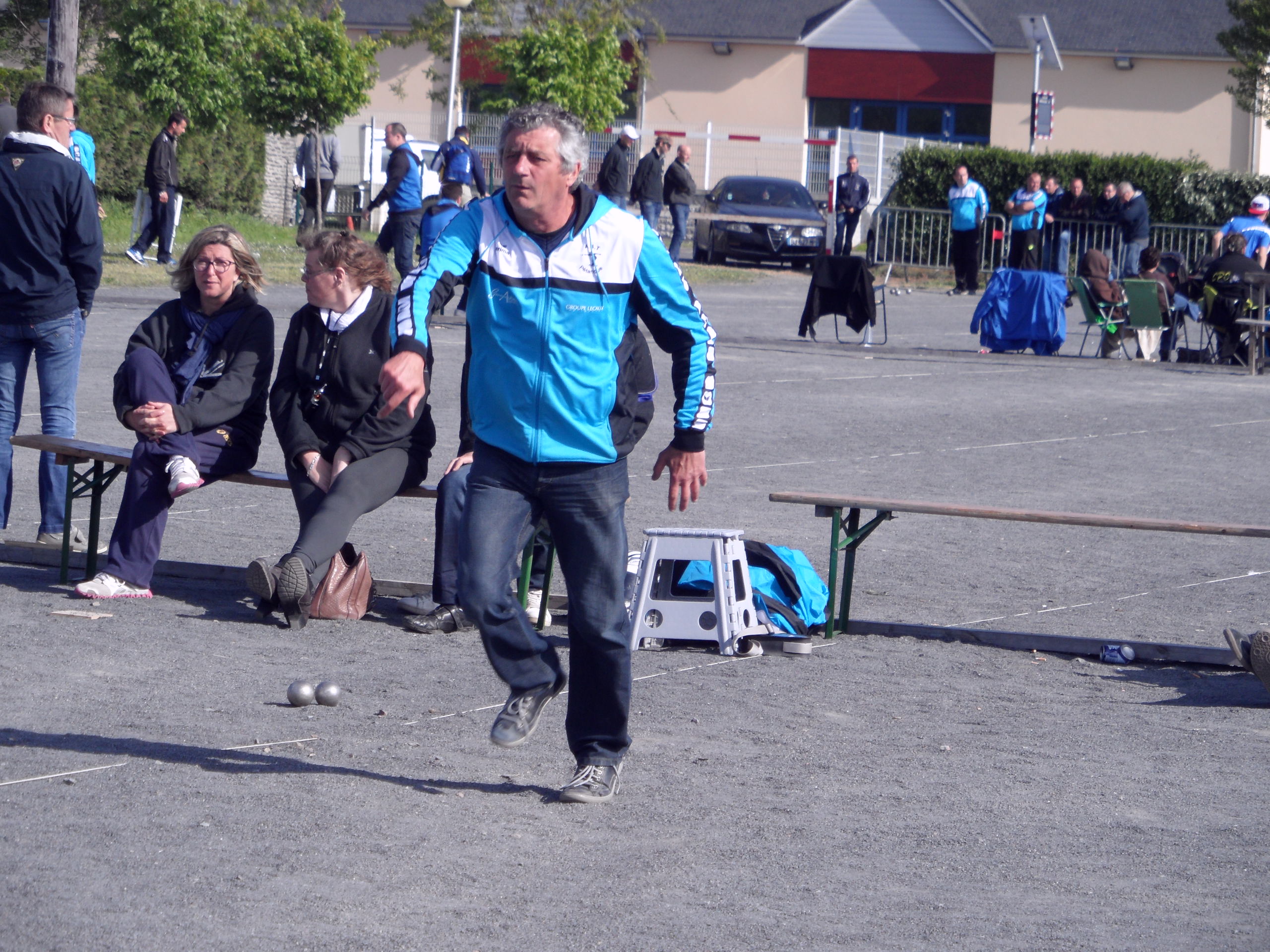 Première photos de la triplette jeu provençal Première photos de la triplette jeu provençal