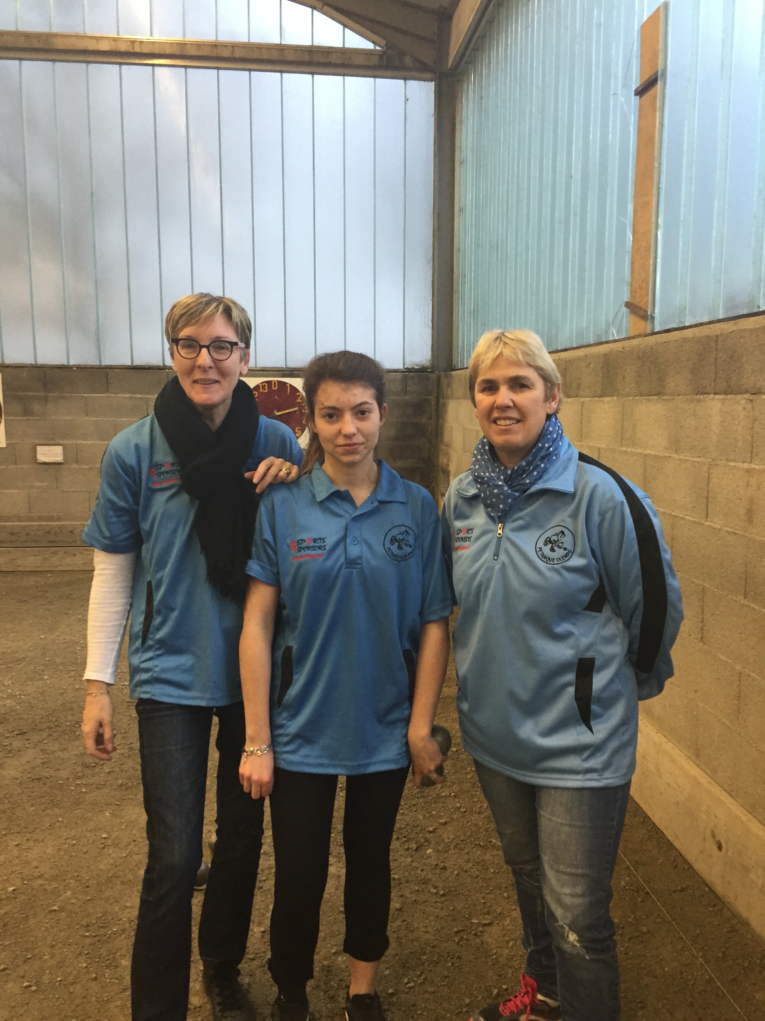 Véronique, Jessie et Evelyne se sont régalées même si le résultat n'était pas au rendez vous Véronique, Jessie et Evelyne se sont régalées même si le résultat n'était pas au rendez vous