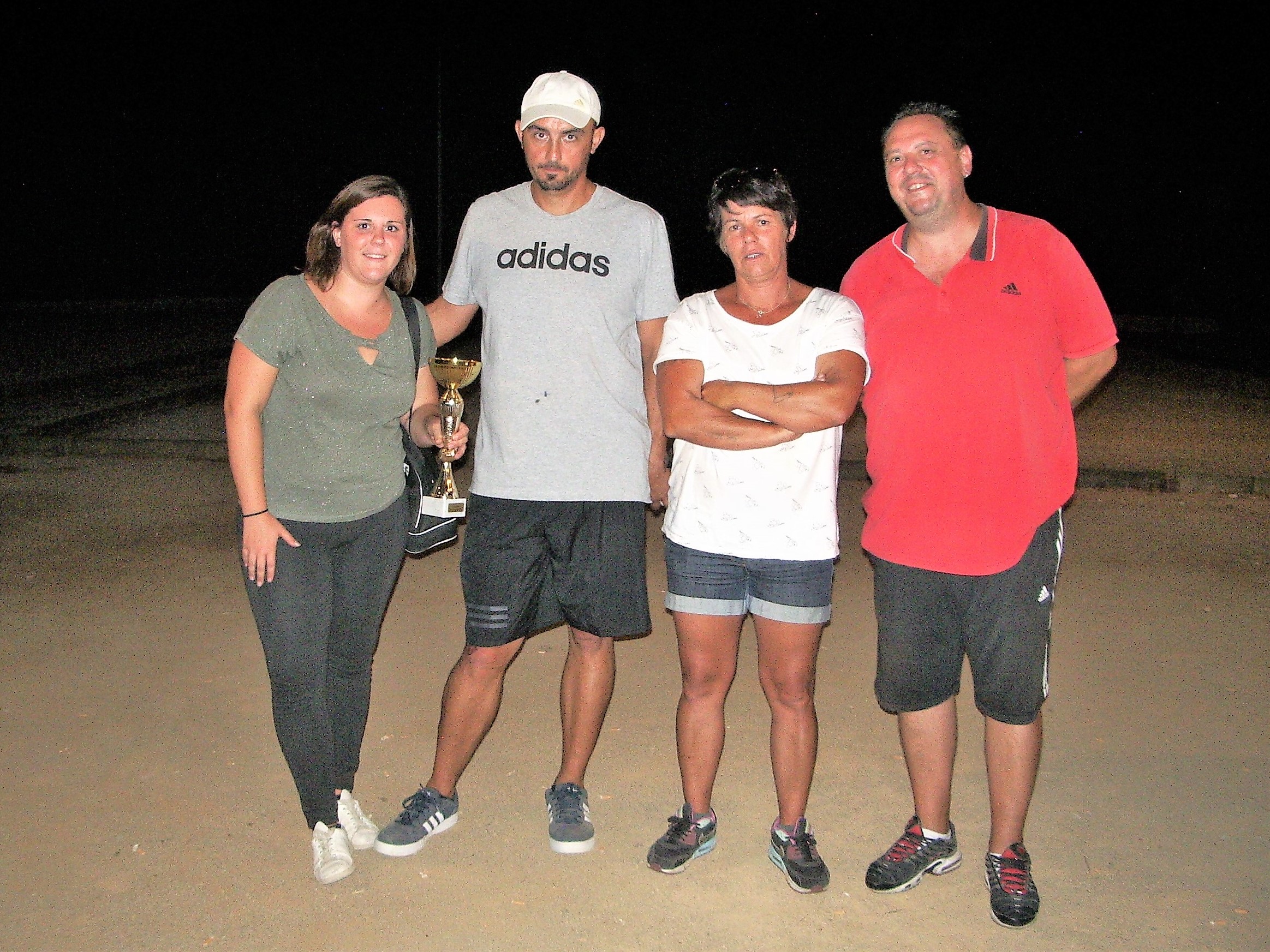 Manon, Arnaud, Etiennette, David Manon, Arnaud, Etiennette, David