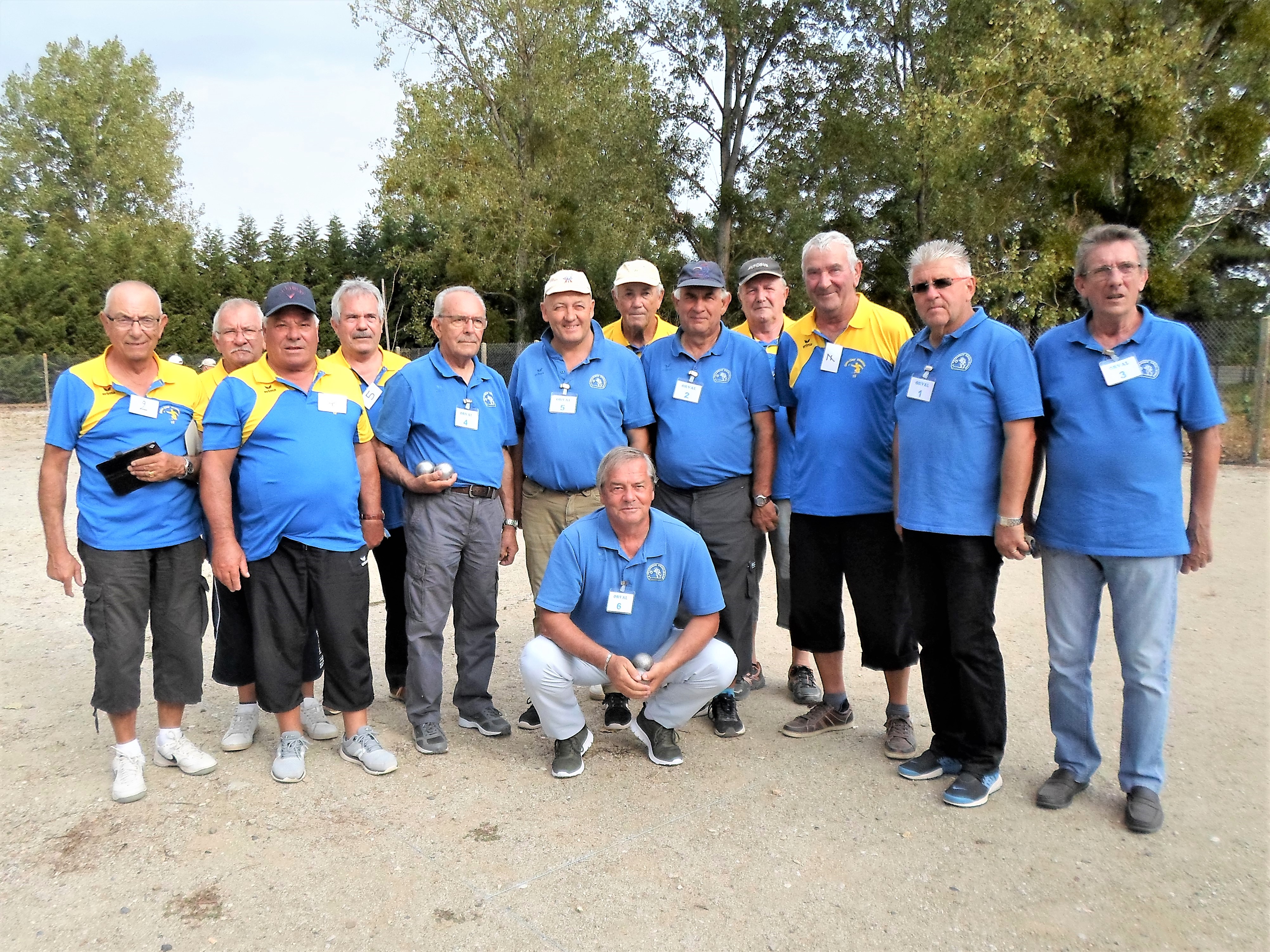 Division 1: ST DOULCHARD - ORVAL (polo bleu) Division 1: ST DOULCHARD - ORVAL (polo bleu)