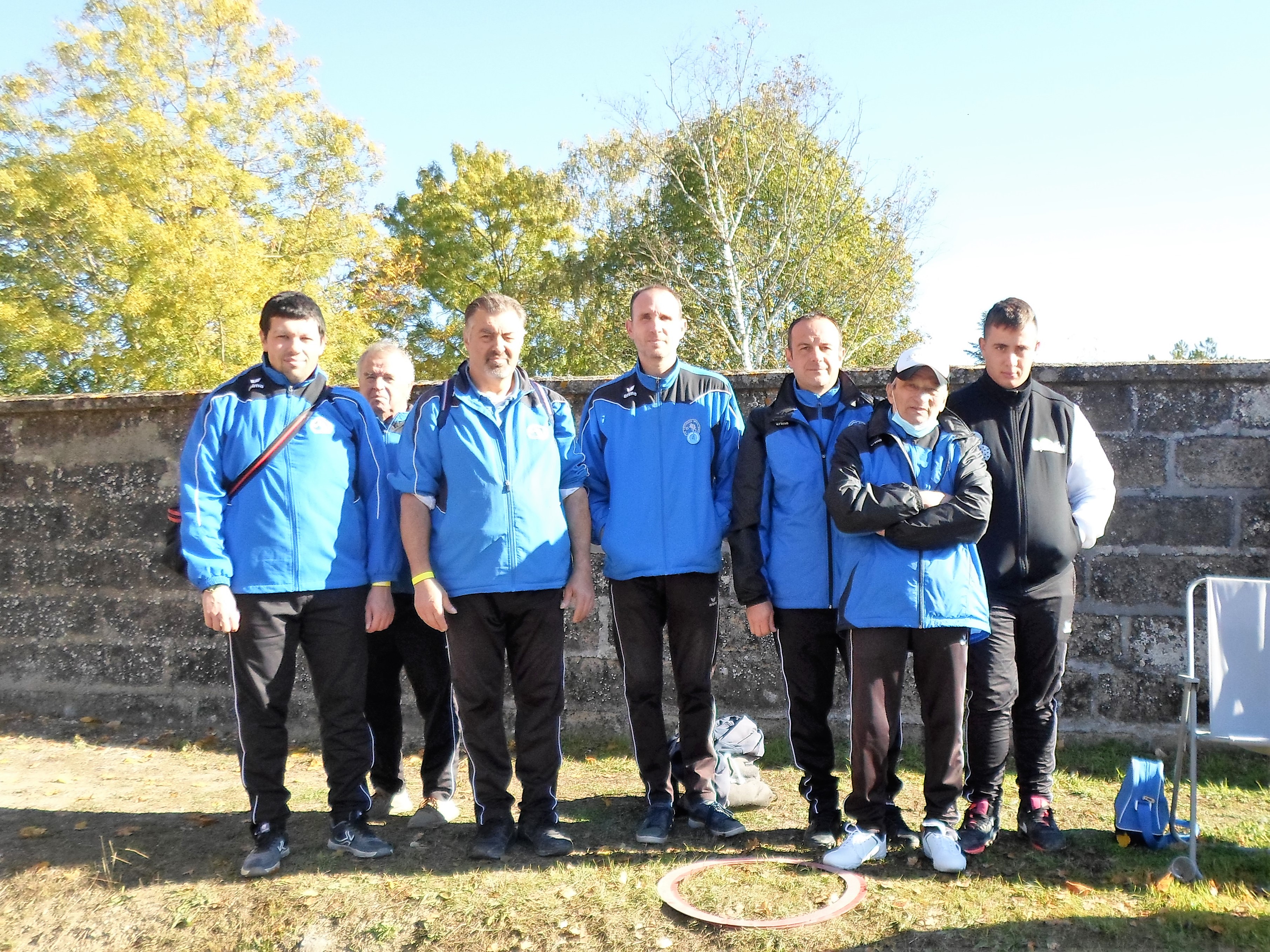 Equipe d'Olivier: Flavien, Claude, Jean-Pierre, Olivier, Frédéric, Jean-Pierre et Adrien
