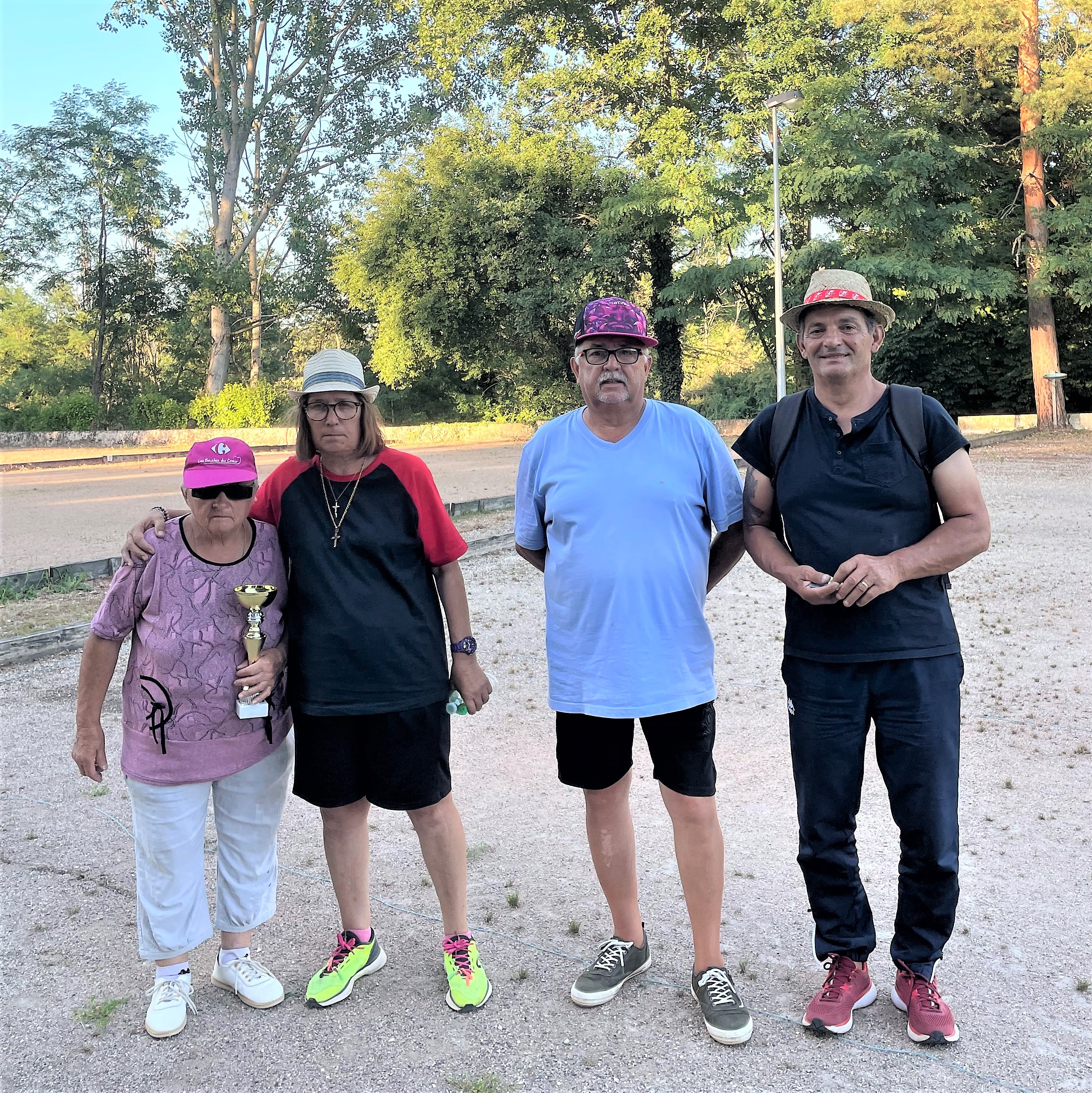 Solange, Danielle, Didier et Bernard Solange, Danielle, Didier et Bernard