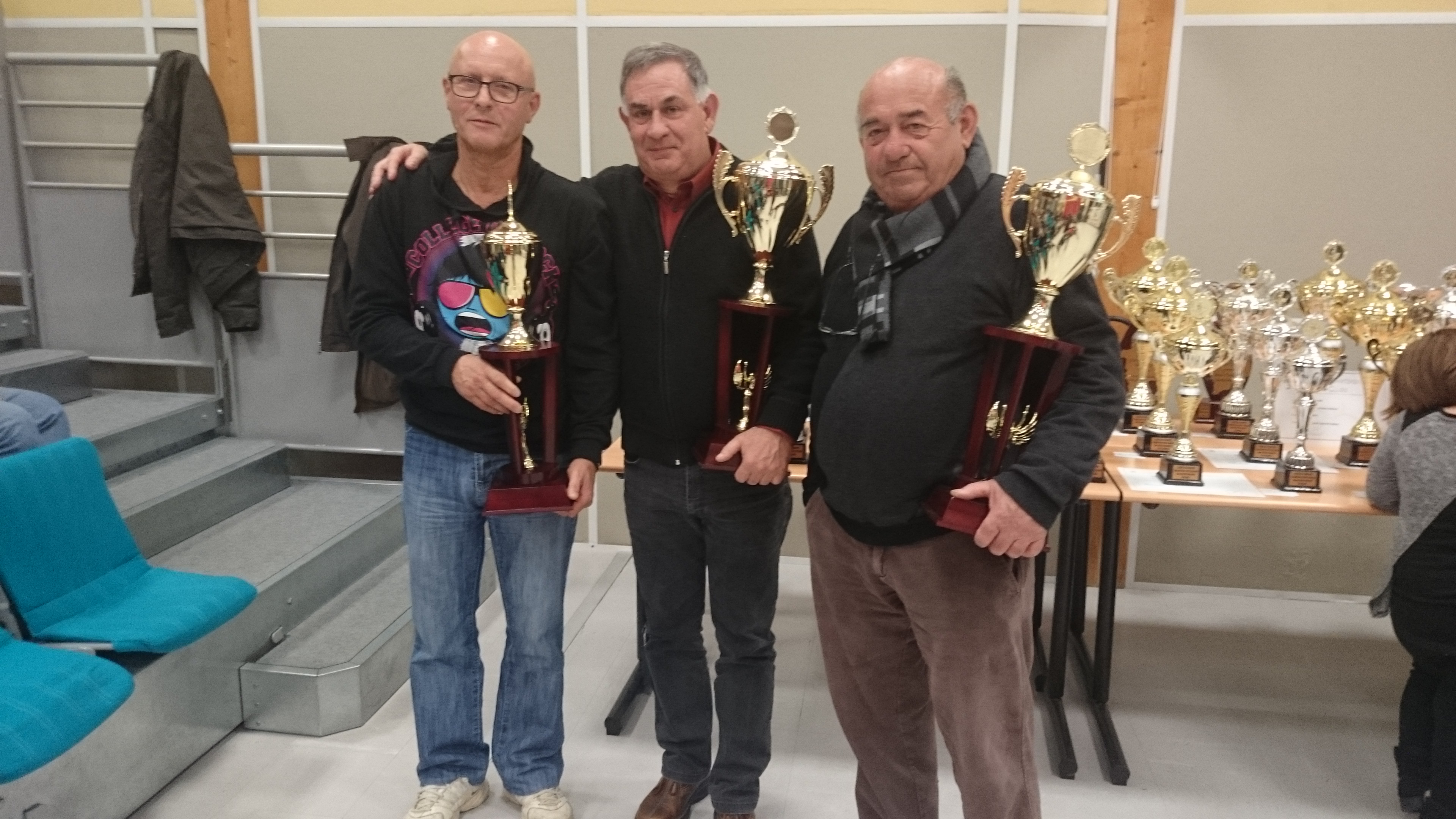 Vétéran: une belle triplette