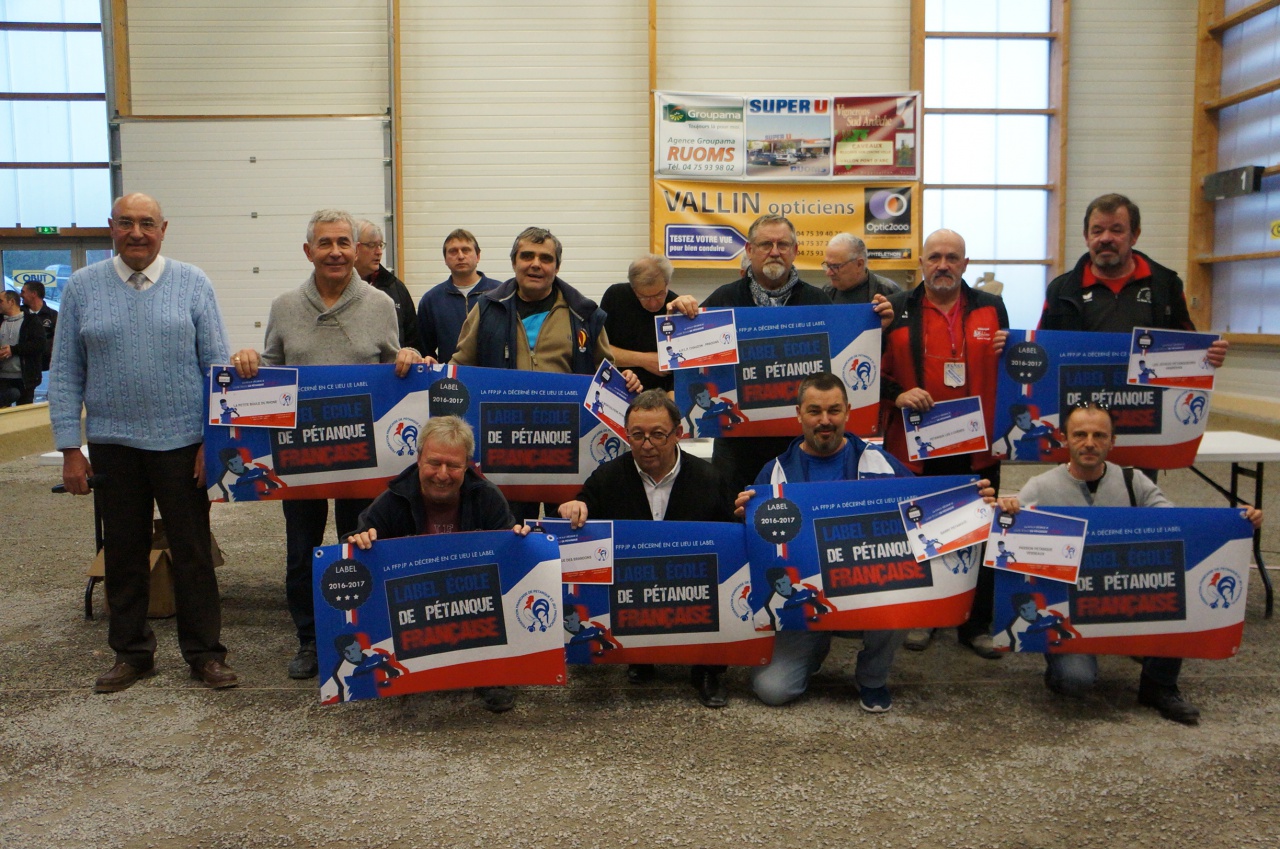 Concours les 10h des jeunes à Chauzon (47) 14 02 2016. 1 étoile pour l'école des Jeunes La Petite Boule du Rho