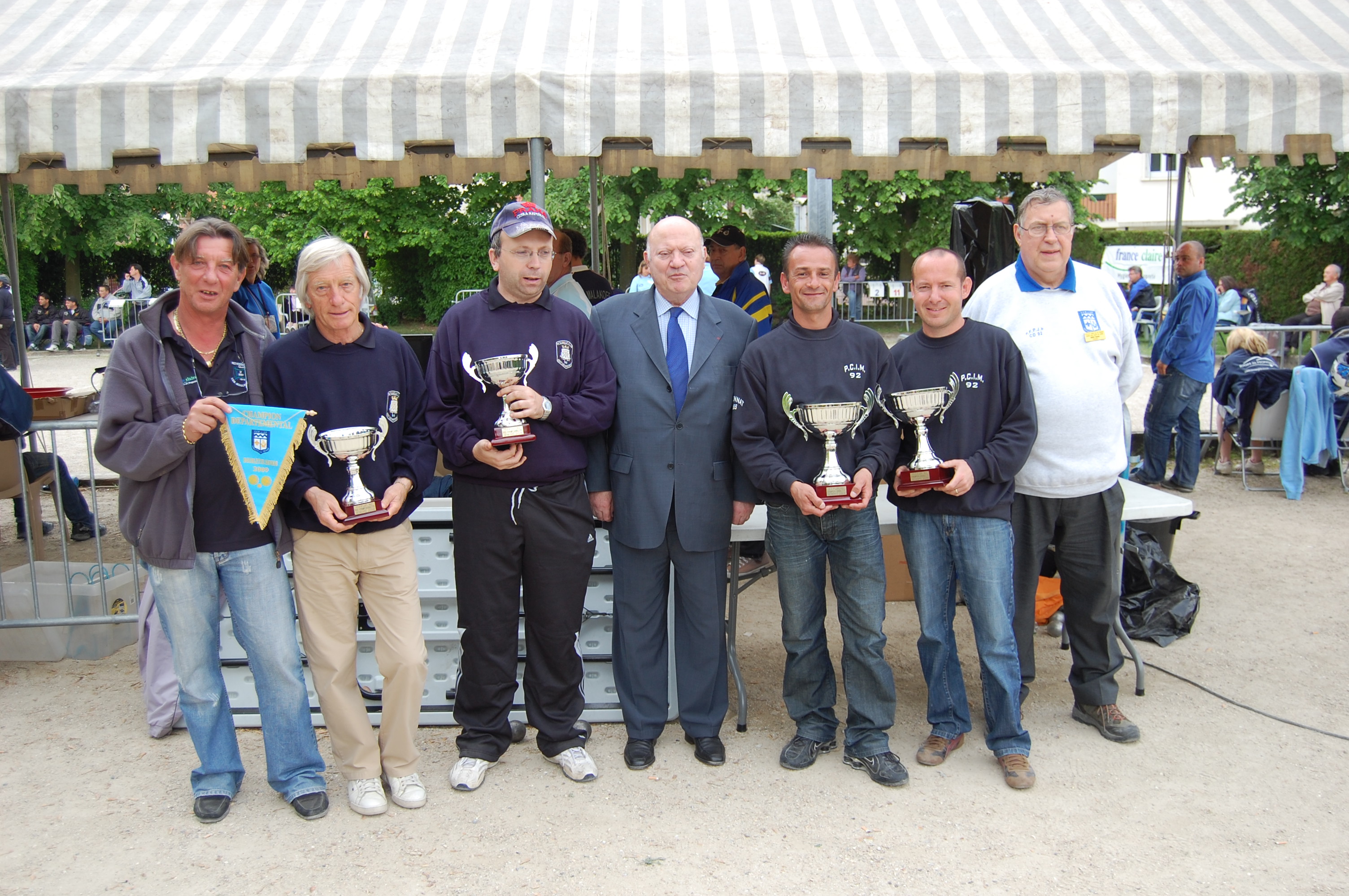 DSC_0011.JPG DSC_0011.JPG