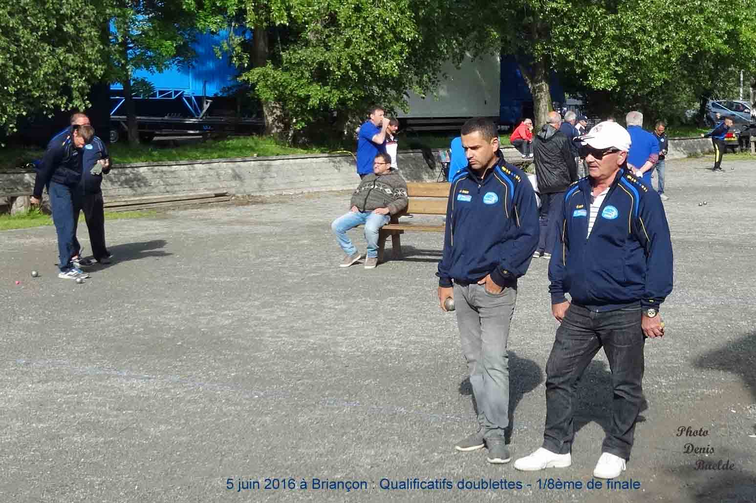 Adélino et Fabien durant leur partie matinale Adélino et Fabien durant leur partie matinale