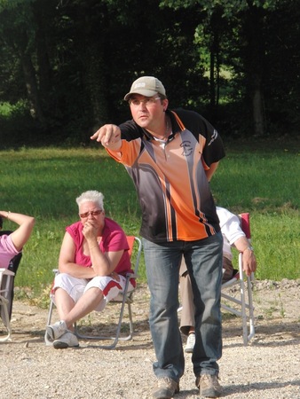 Faisons connaissance avec... Faisons connaissance avec...