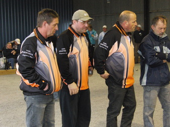 Serge, Djé et Pierre furent nos meilleurs représentants Serge, Djé et Pierre furent nos meilleurs représentants