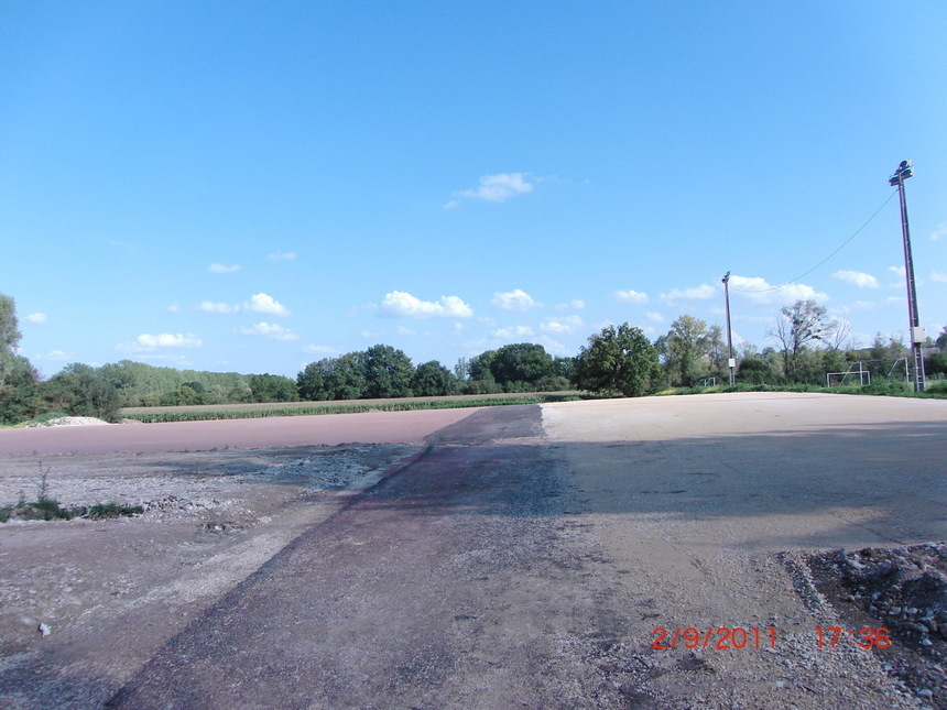 Terrain, on touche au but Terrain, on touche au but